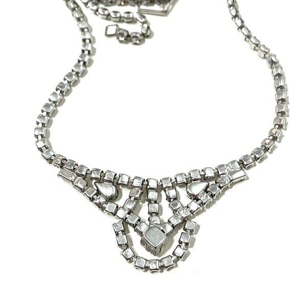 Vintage Crystal Collar Necklace - Picture 4 of 4